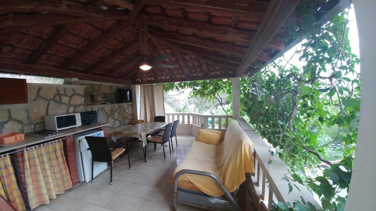 Apartments By The Sea Brela, Makarska - 16065 Buitenkant foto