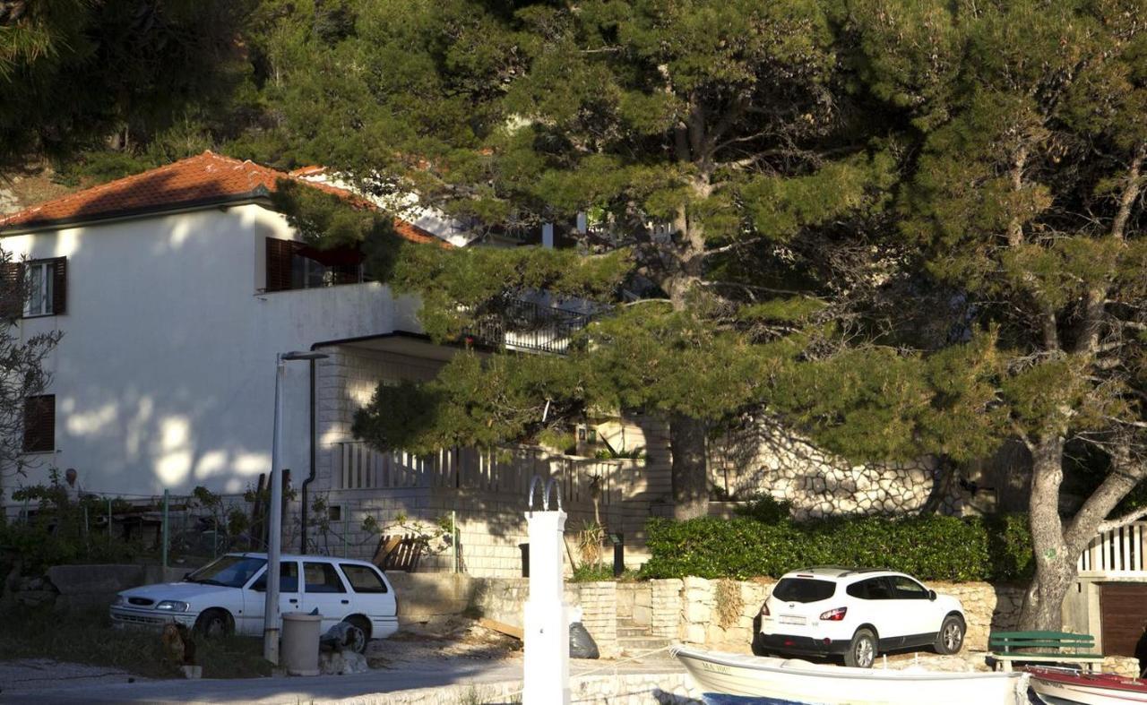 Apartments By The Sea Brela, Makarska - 16065 Buitenkant foto